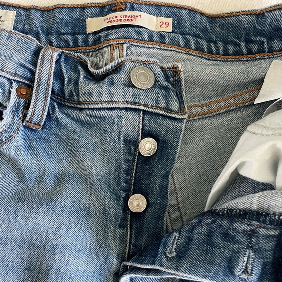 Levi’s Wedgie Jeans - Size 29 - Picture 1 of 8